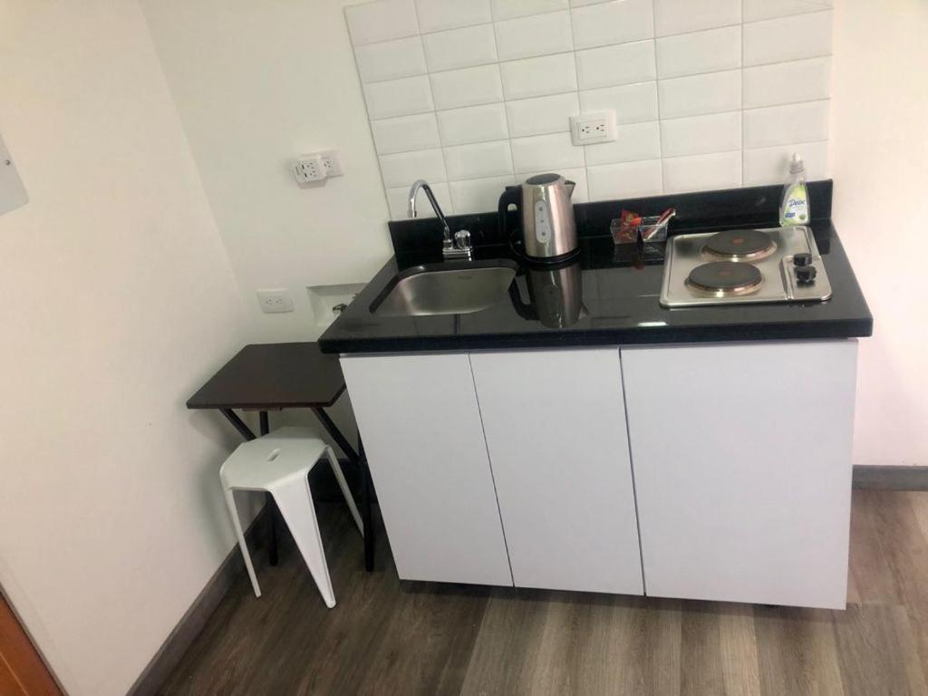 Apto Privado Cerca Al Aeropuerto -Transporte Disponible Bogotá Dış mekan fotoğraf